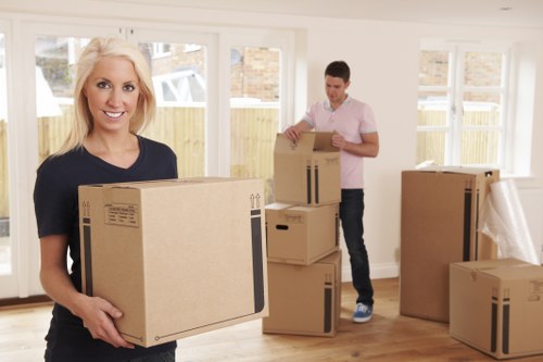 Local man and van service in Hammersmith for home and business moves