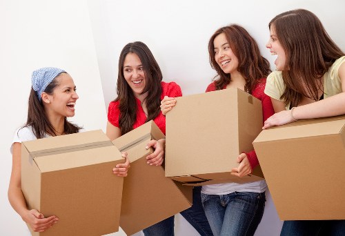 Contact step for arranging a man with van quotation